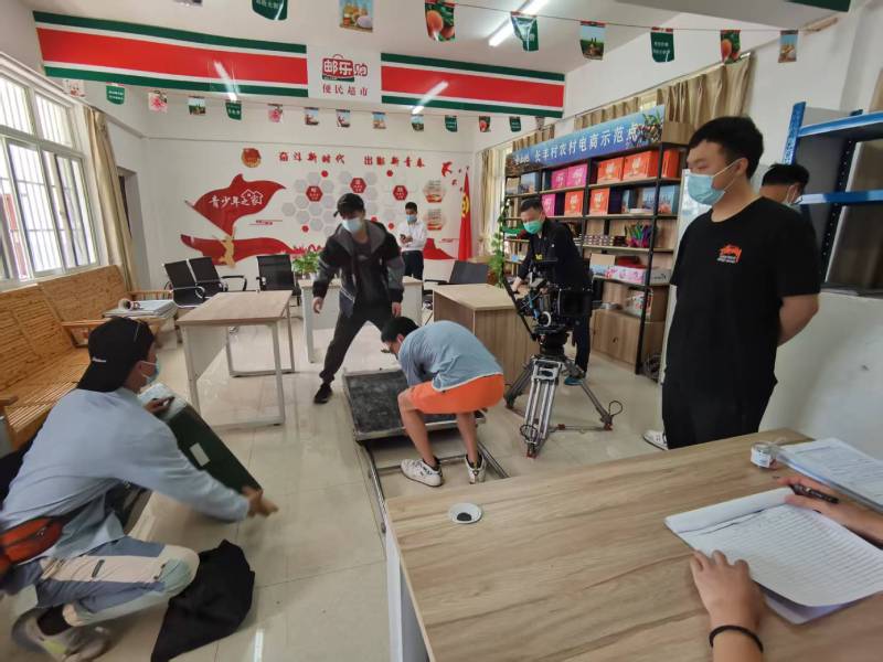 湛河区广告片拍摄公司：极简主义践行者，少即是多的视觉哲学